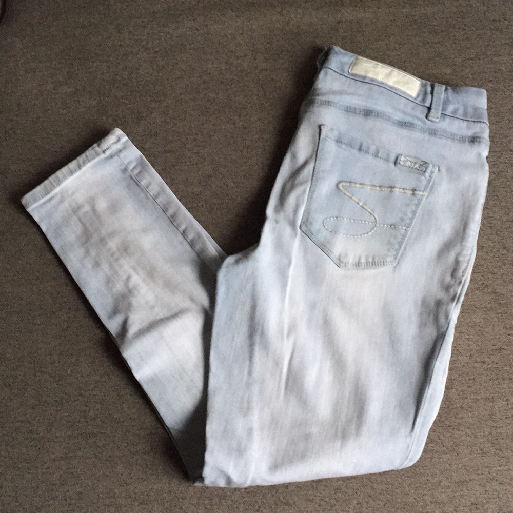 Ankle skinny jeans size 10 brand seven